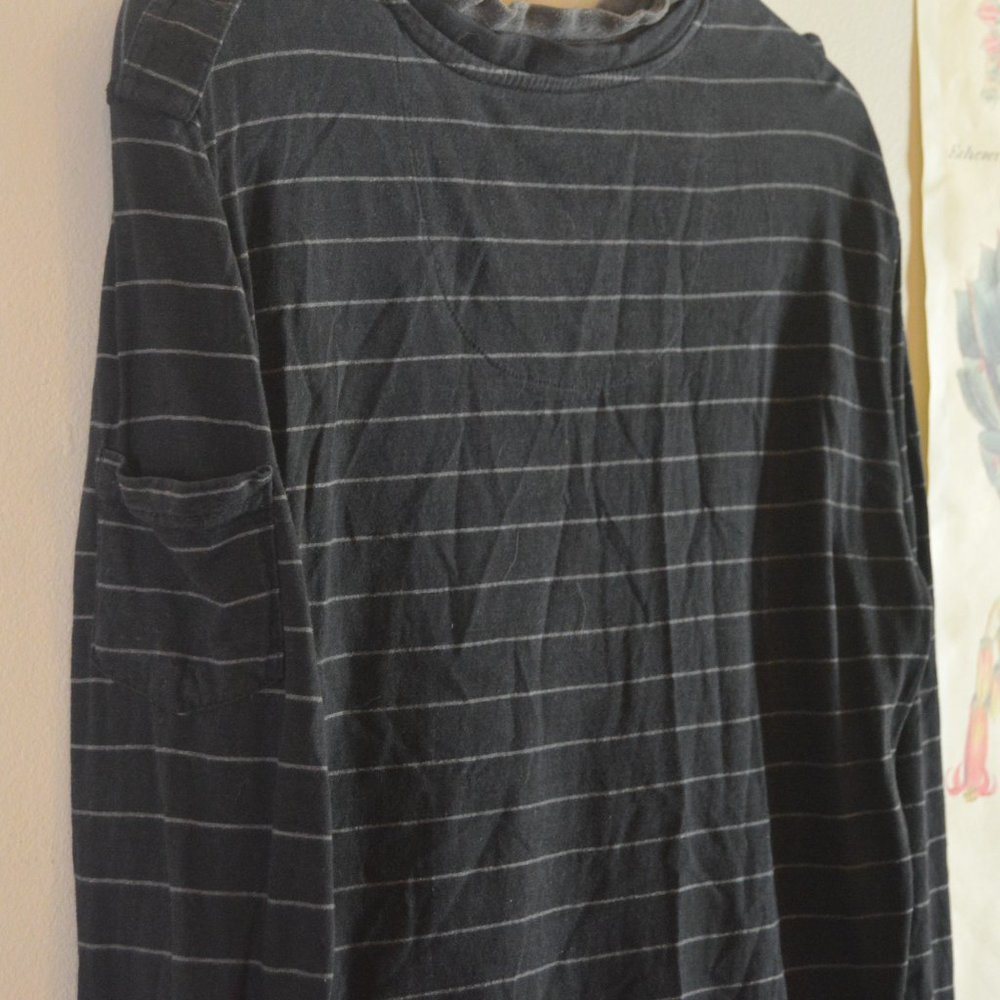 🌈🌈 Carbon Striped Long sleeved layered crew